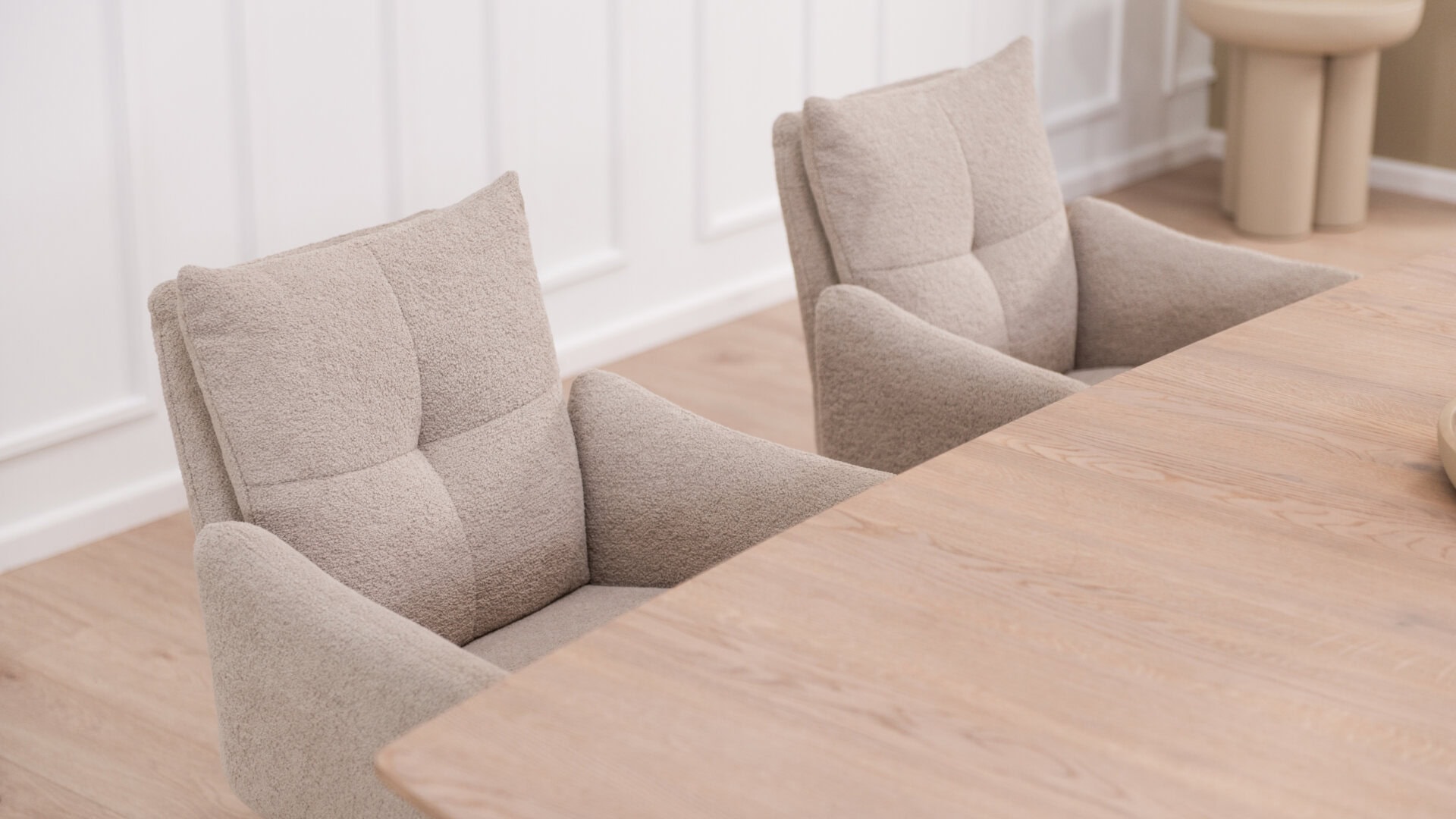 Skagen Studio Riis dining chair in Movie Desert fabric.